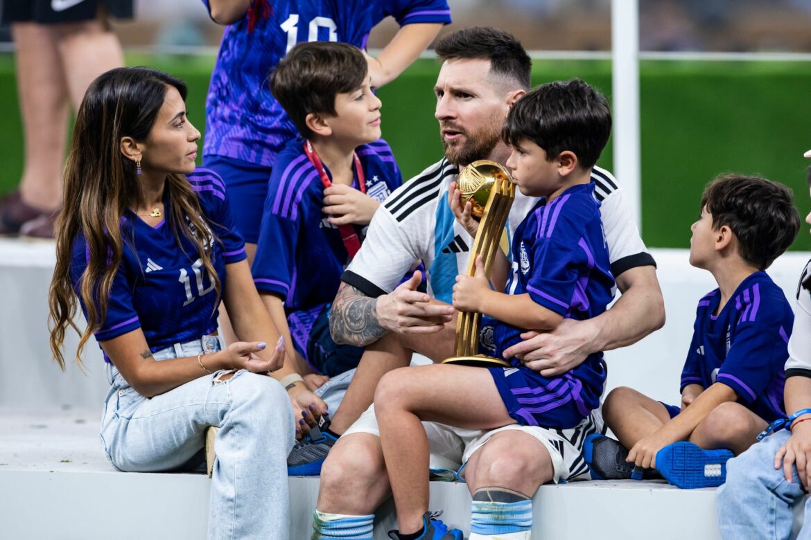 Messi dankt an Silvester Familie, Freunden und Fans
