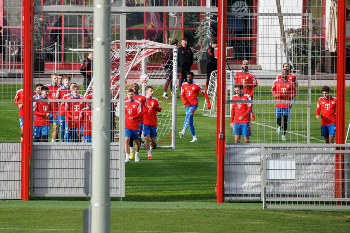 «Da simmer wieder»: FC Bayern zurück auf dem Rasen