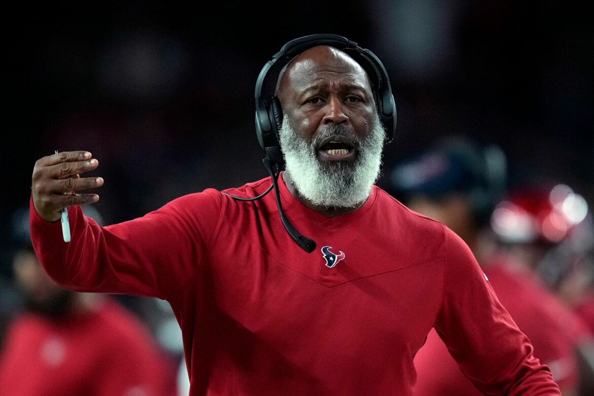 NFL-Team Houston Texans trennt sich von Coach Smith
