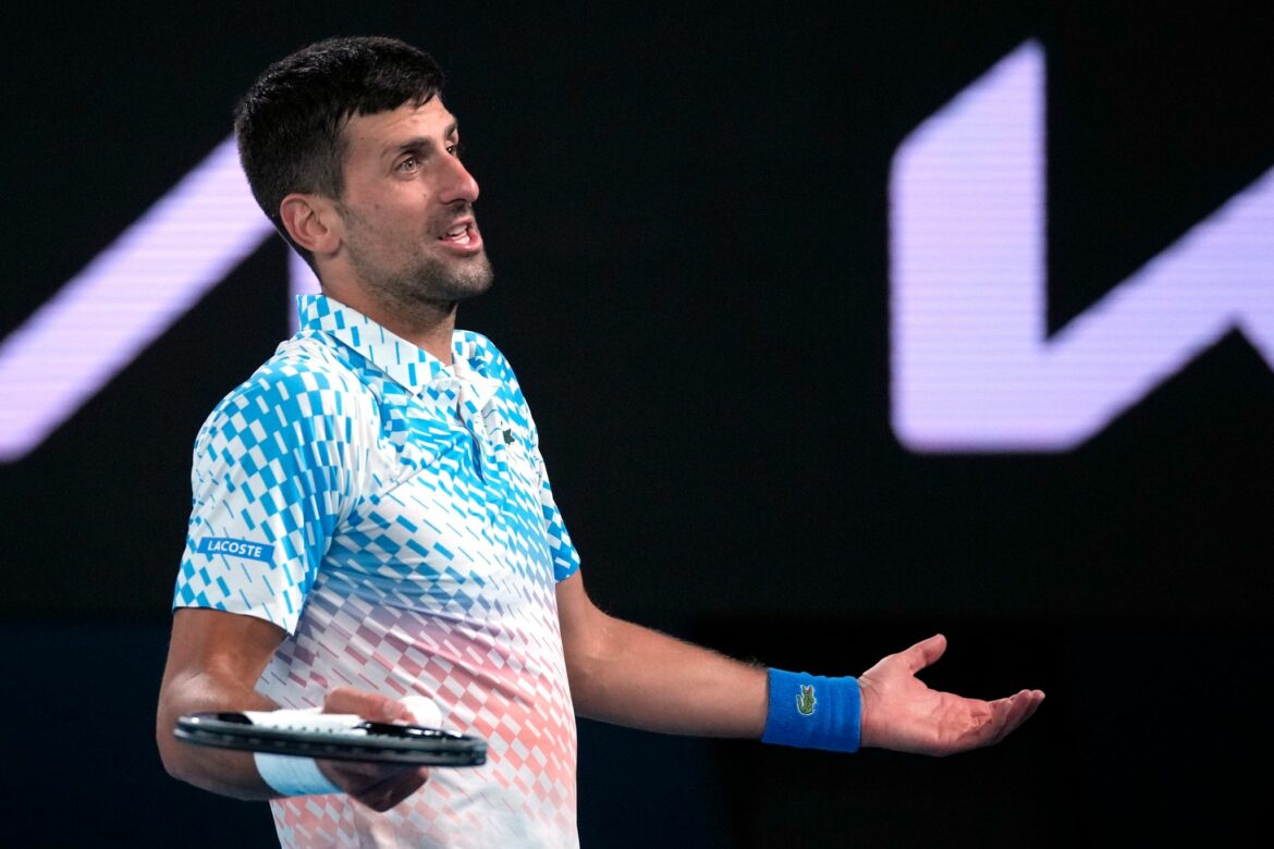 Djokovic ärgert sich über Fan und hofft auf «Gott»