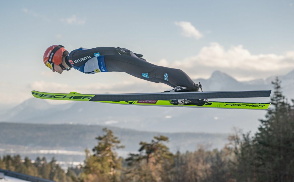 Skispringerin Althaus dominiert in Hinterzarten