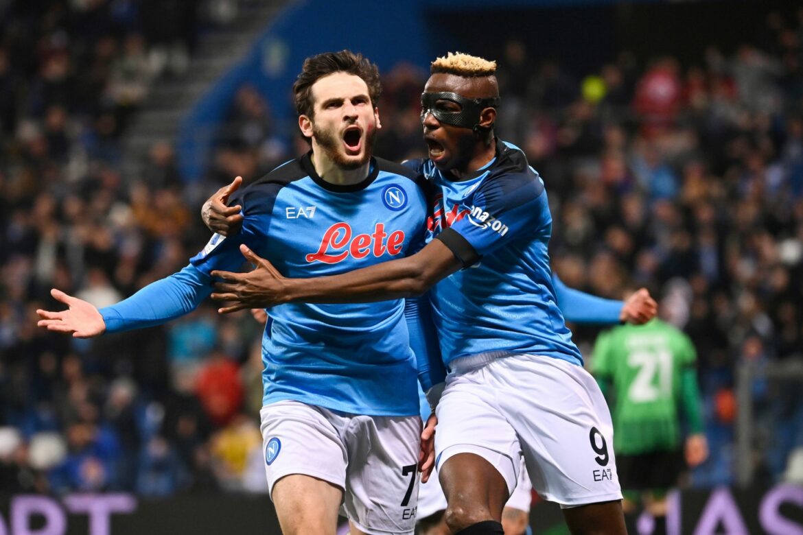 Neapel gewinnt vor Frankfurt-Spiel in Sassuolo