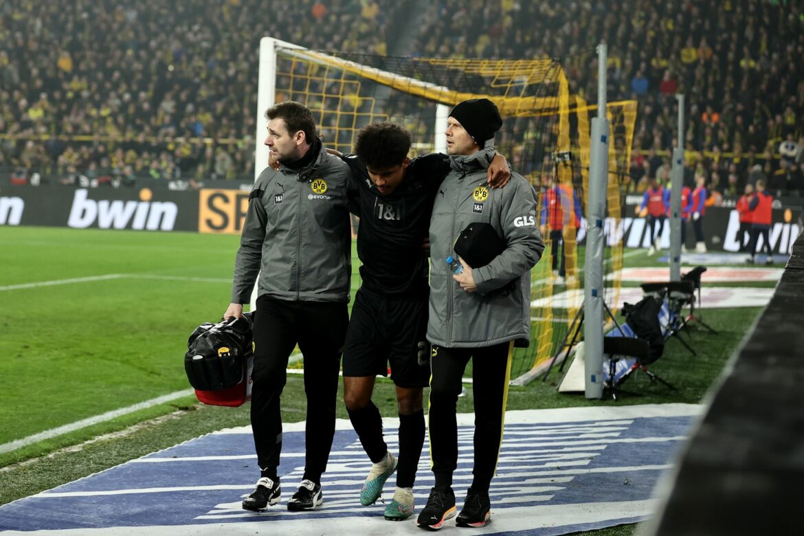 Verletzt bei Torvorlage: Dortmunds Adeyemi droht Ausfall