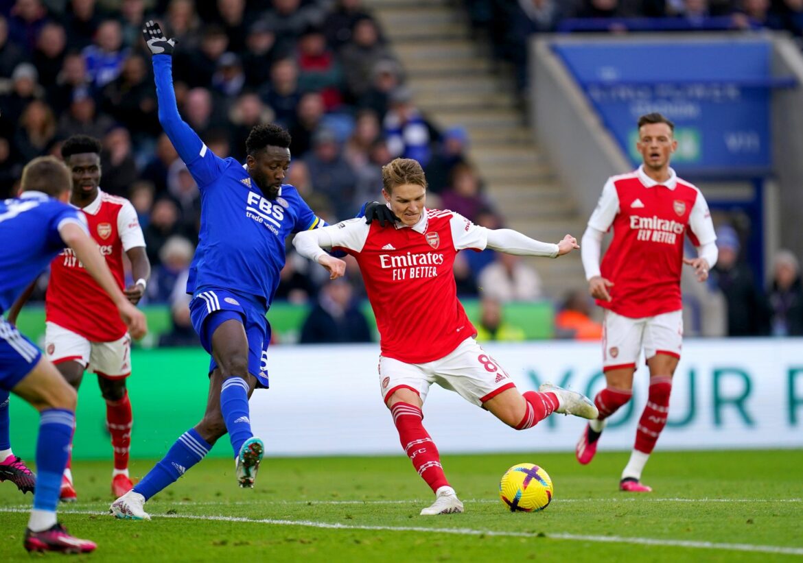 1:0 in Leicester: FC Arsenal baut Tabellenführung aus
