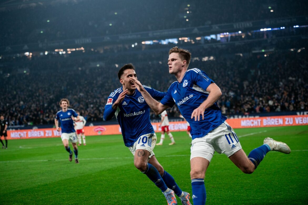 Knoten geplatzt: Schalke kann doch noch gewinnen