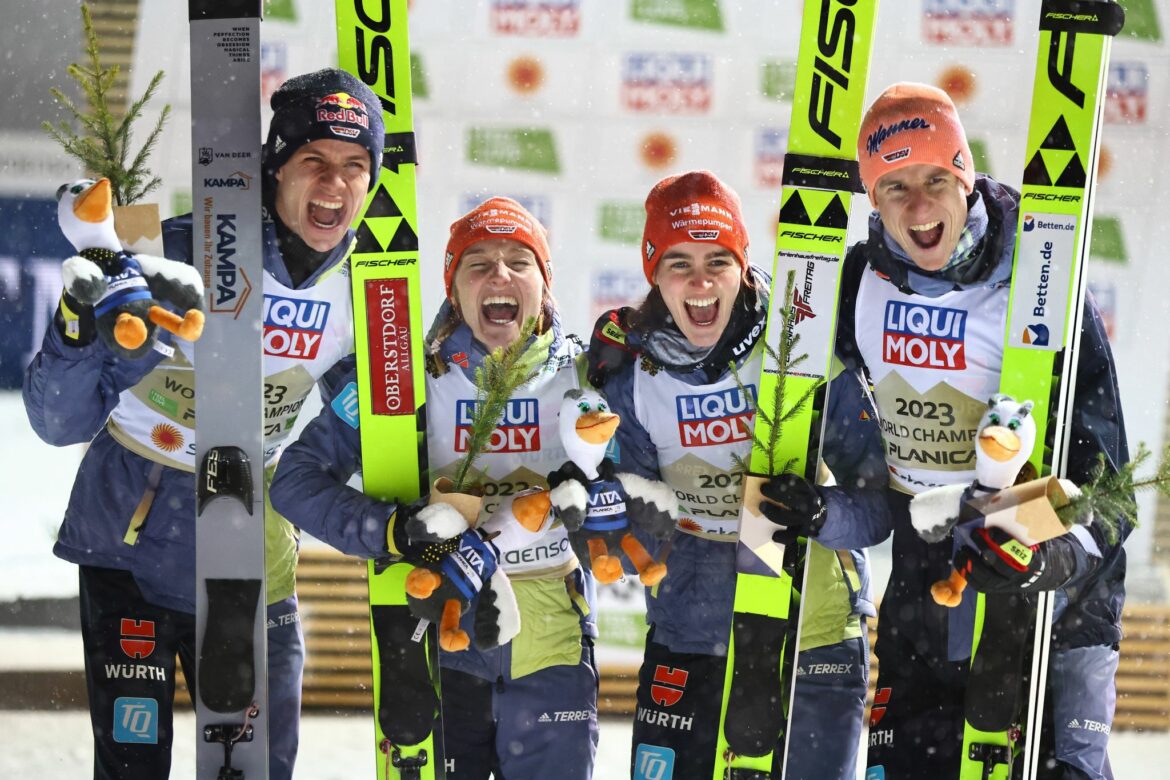 «Gewaltig»: Skisprung-Team dominiert in Planica