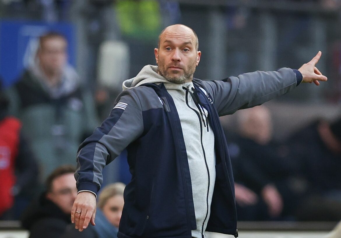 Bielefeld geht mit Trainer Scherning ins Abstiegsduell