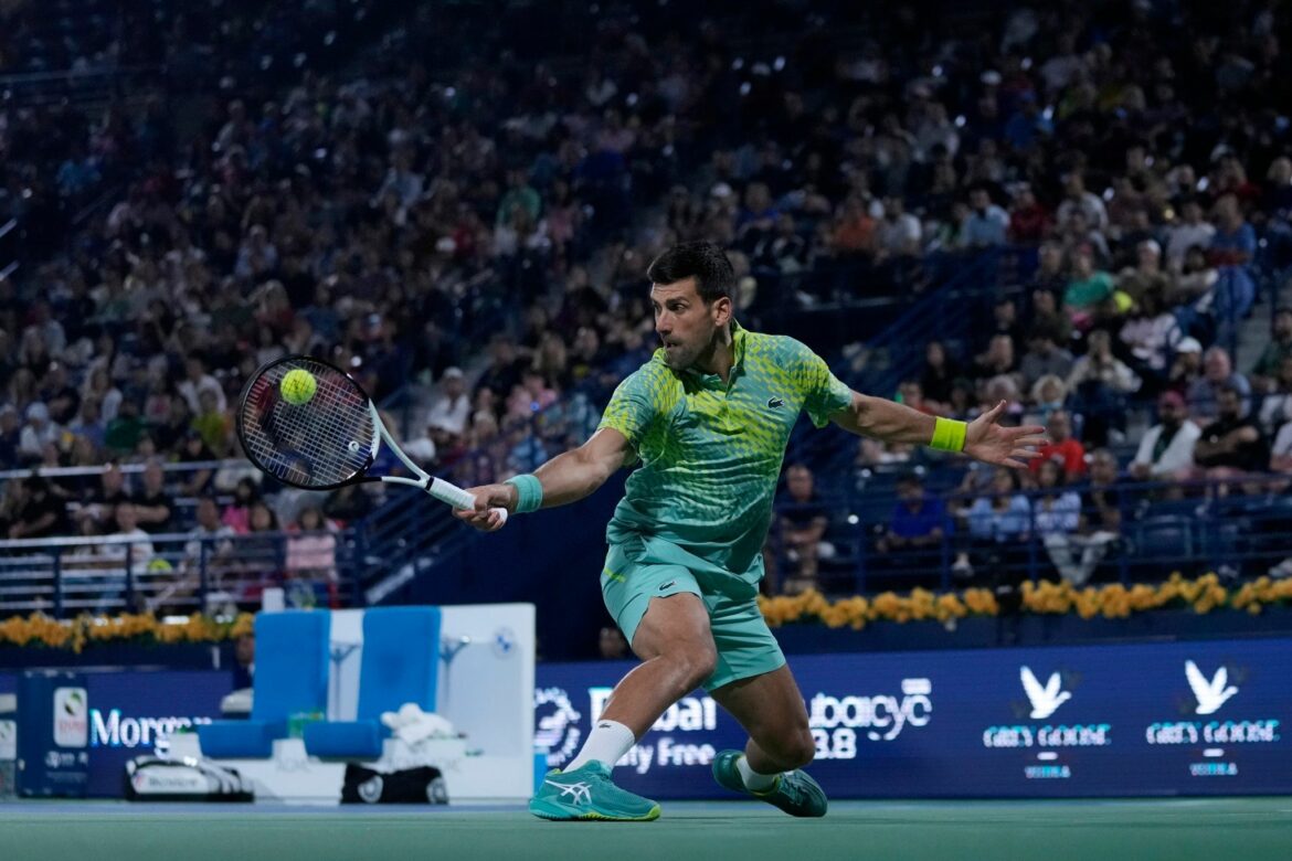 Djokovic zieht in Dubai mühelos ins Viertelfinale ein