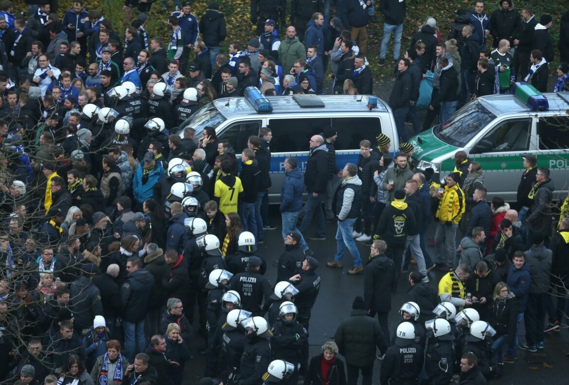 Polizei appelliert vor Revierderby an Schalke- und BVB-Fans