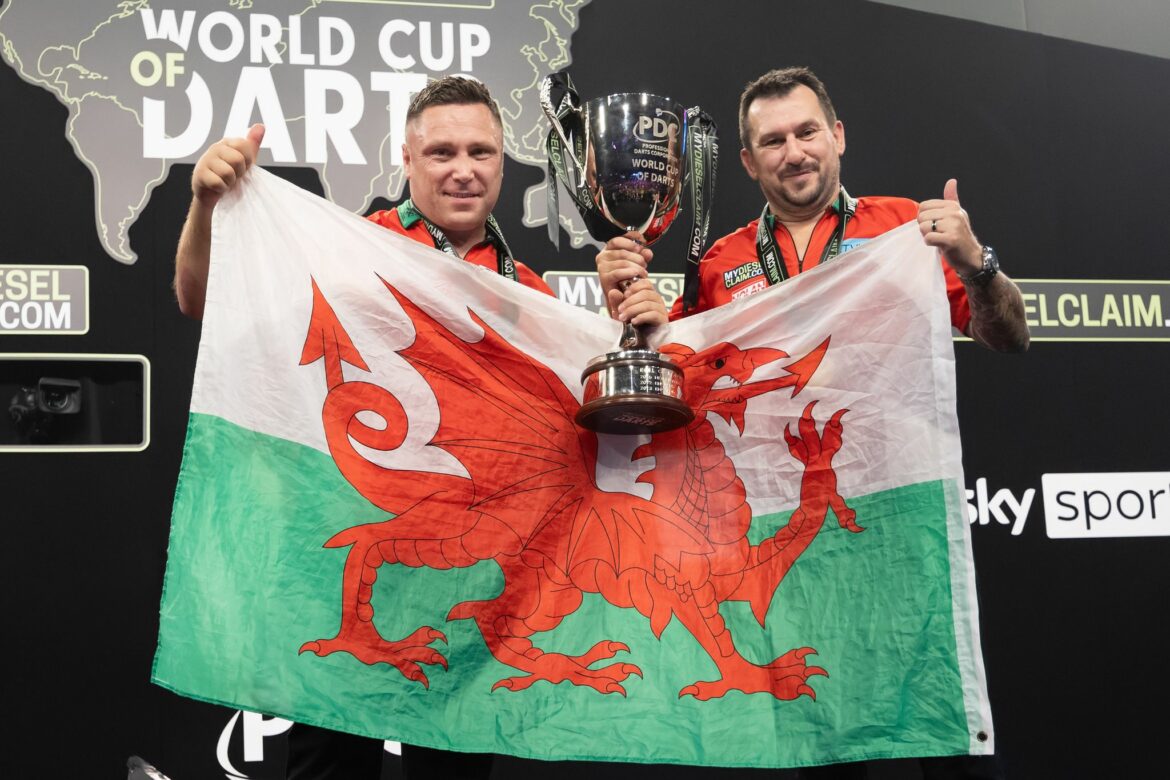 Waliser Stars genießen Darts-Triumph von Frankfurt