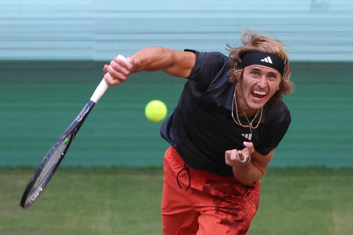 Zverev in Halle mühelos im Viertelfinale