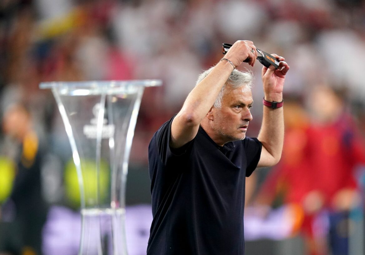 Nach Sperre: Roma-Trainer Mourinho verlässt UEFA-Gremium