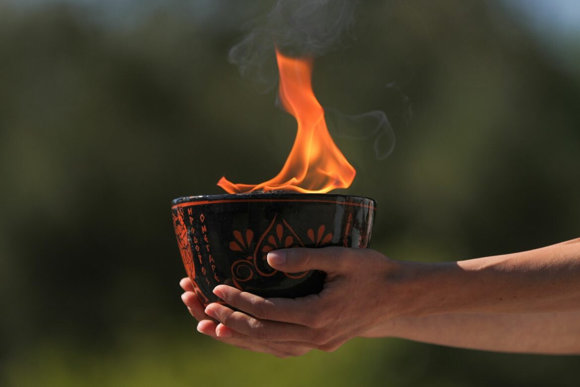 Olympisches Feuer macht in 65 französischen Städten Station