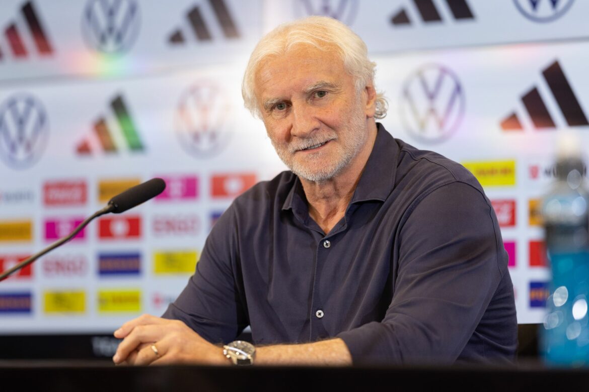 DFB-Sportdirektor Völler reist zum zweiten EM-Spiel der U21
