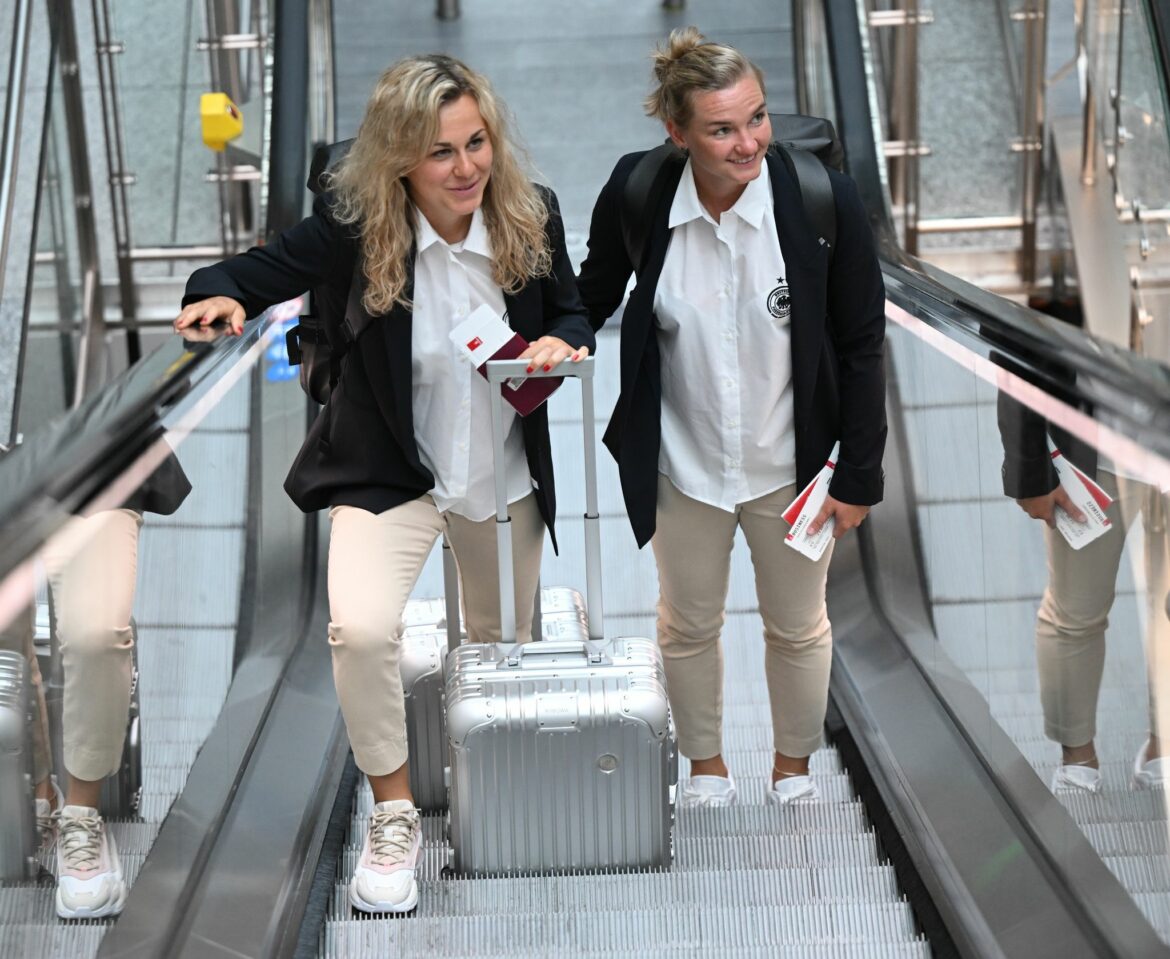 WM-Abenteuer hat begonnen: DFB-Frauen reisen nach Australien