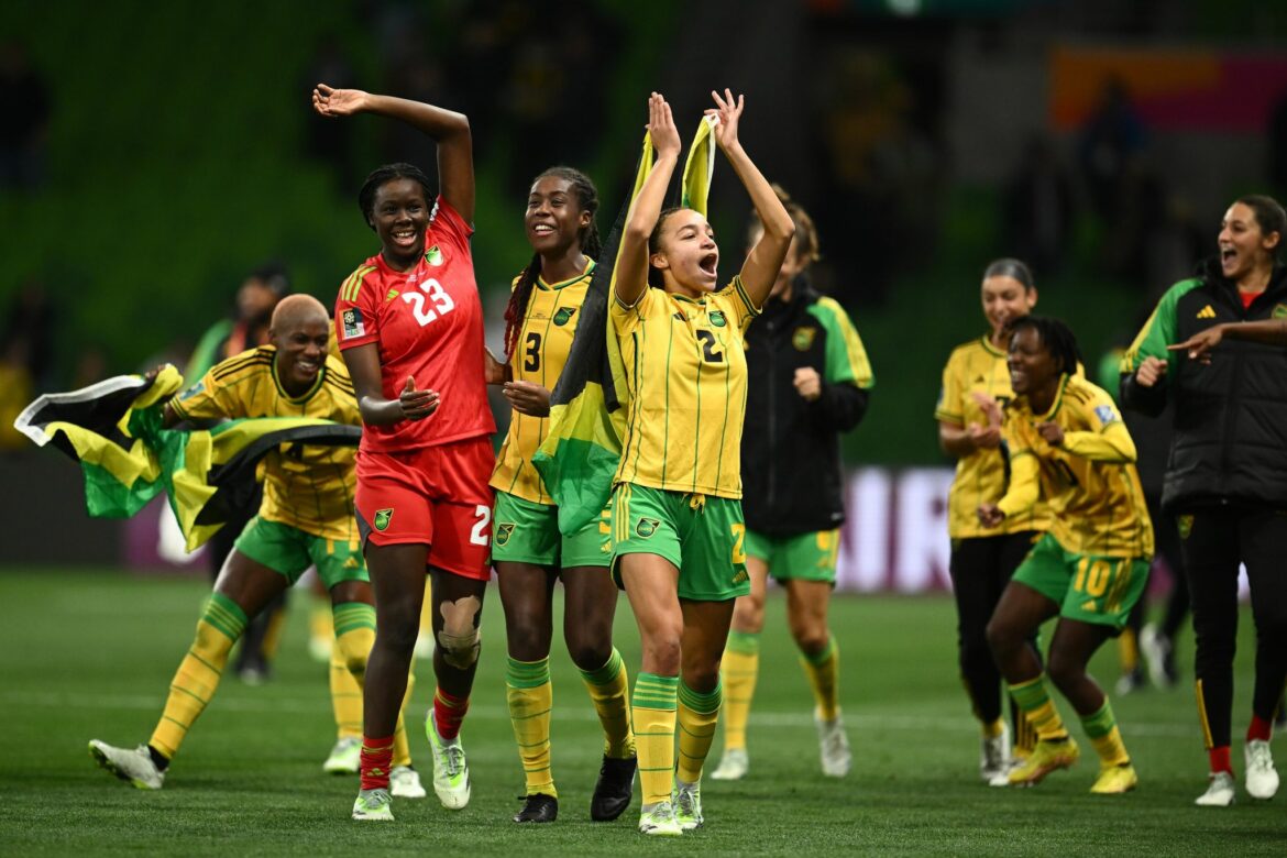 «HISTORISCH!»: Jamaika feiert WM-Achtelfinaleinzug