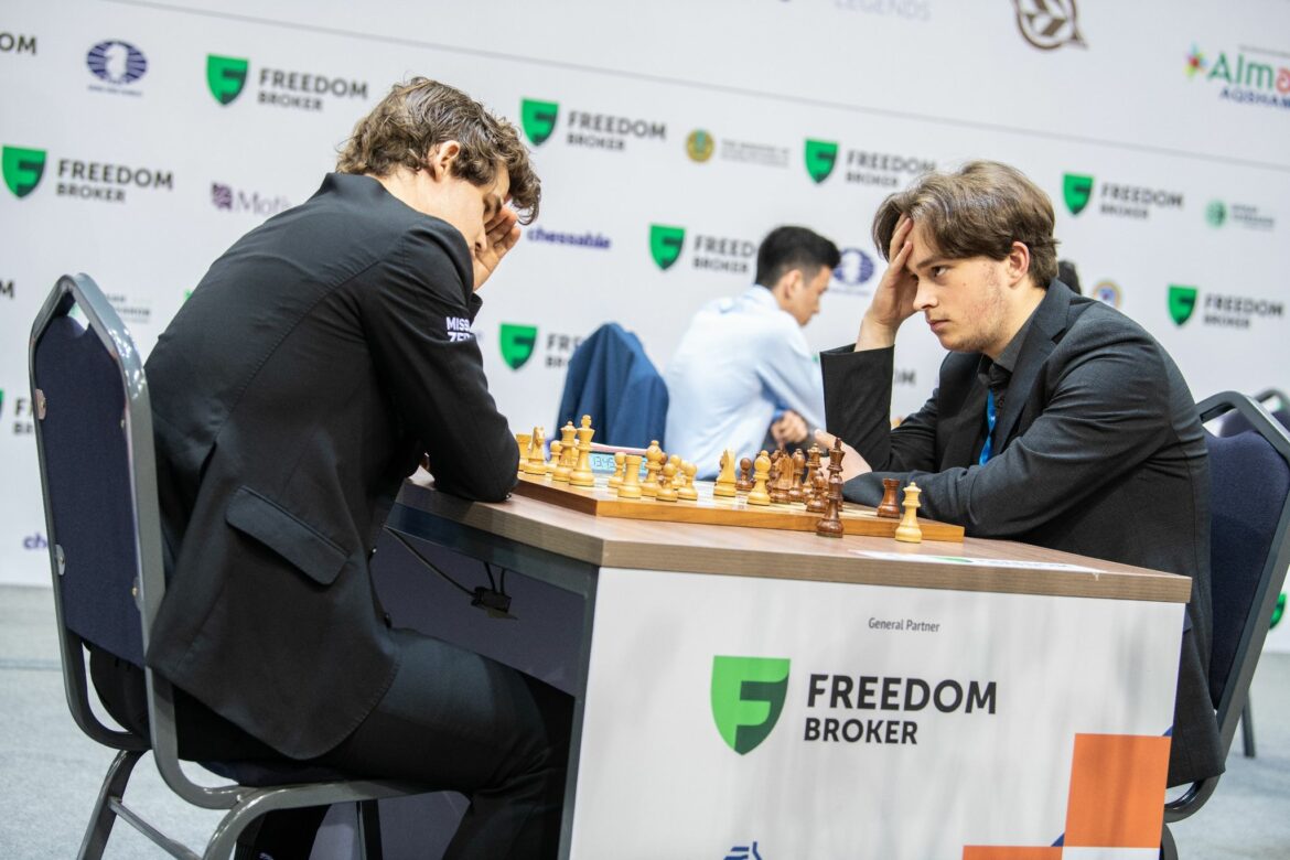 Carlsen rettet sich gegen Keymer in den Tiebreak