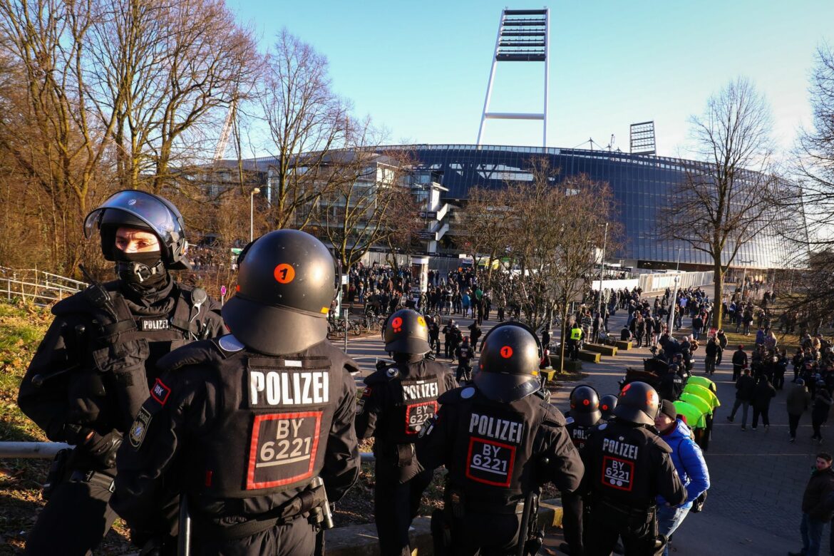 Bundesliga-Start: Polizei-Gewerkschaft kritisiert Belastung