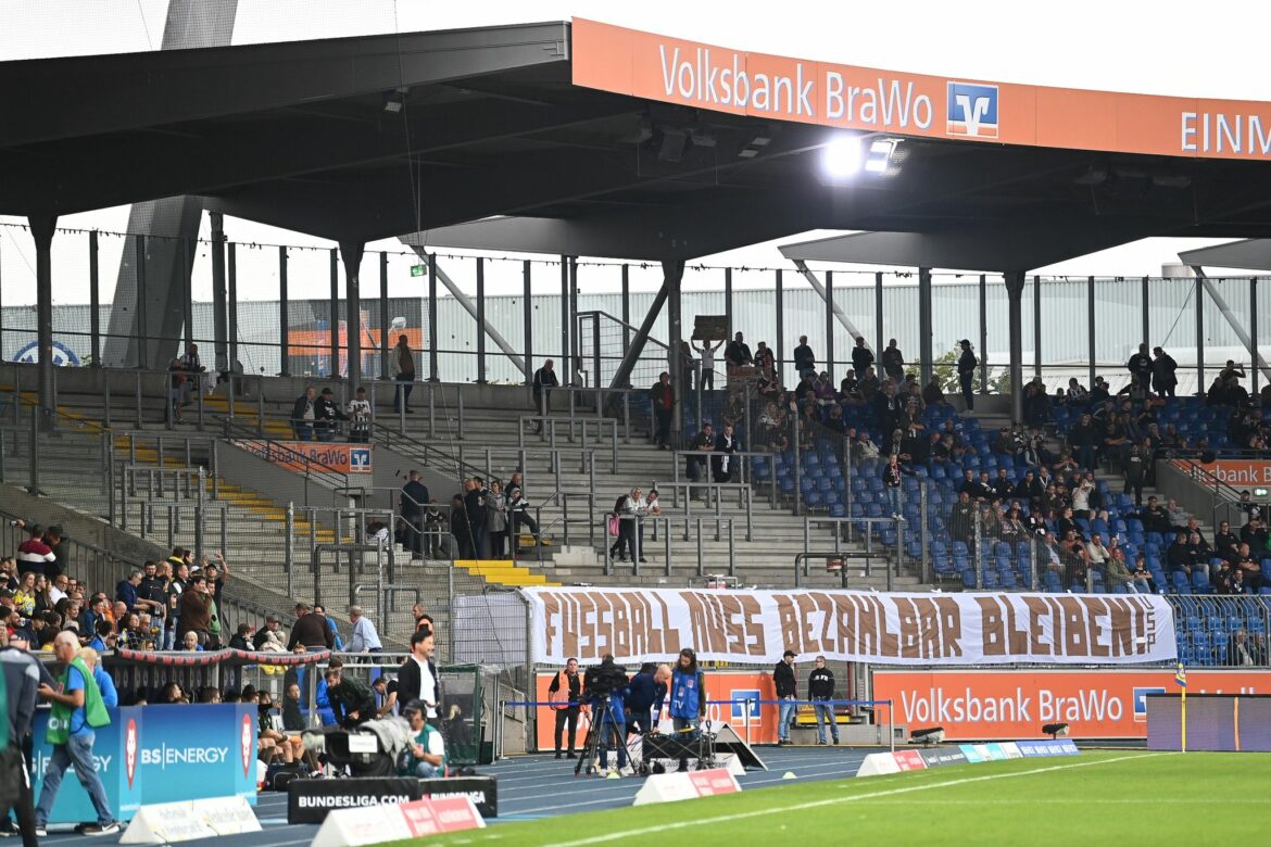 St. Pauli-Fans boykottieren Spielbeginn in Braunschweig