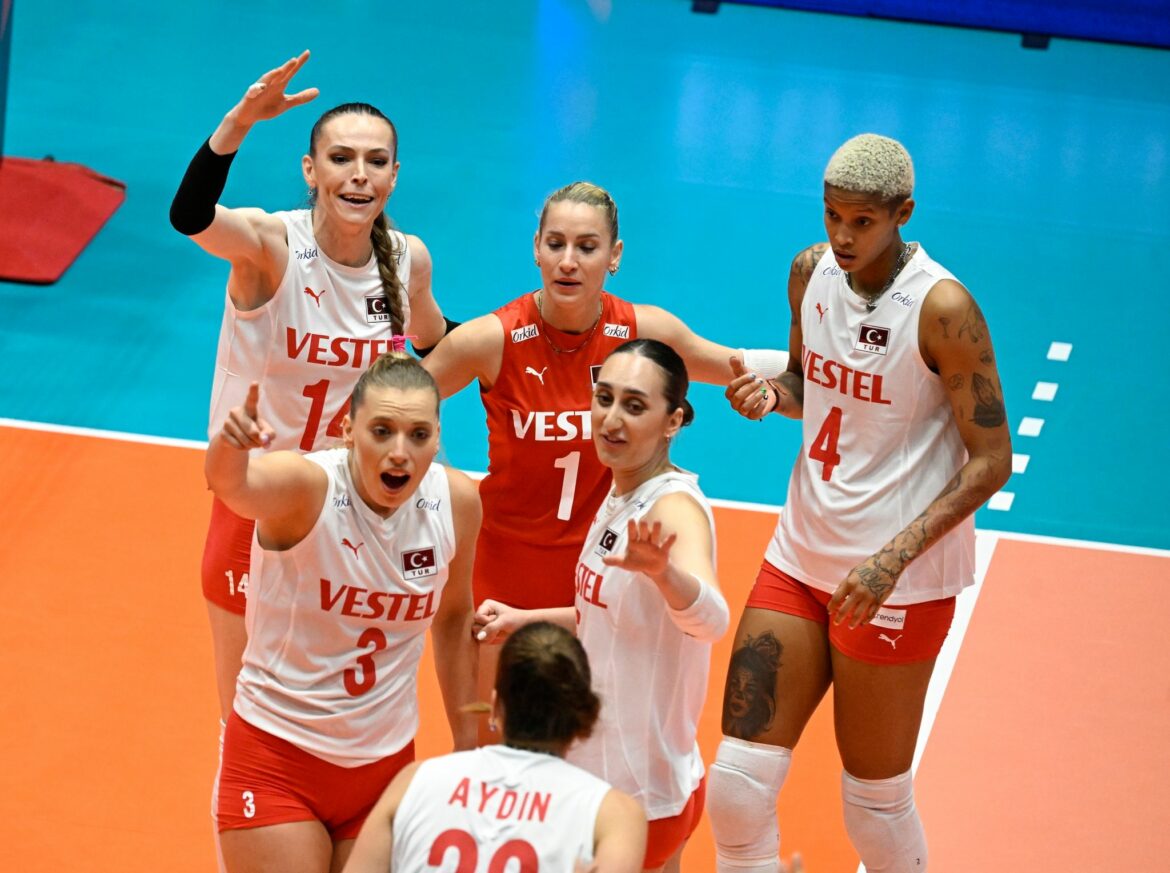 Türkische Volleyballerinnen holen ersten EM-Titel