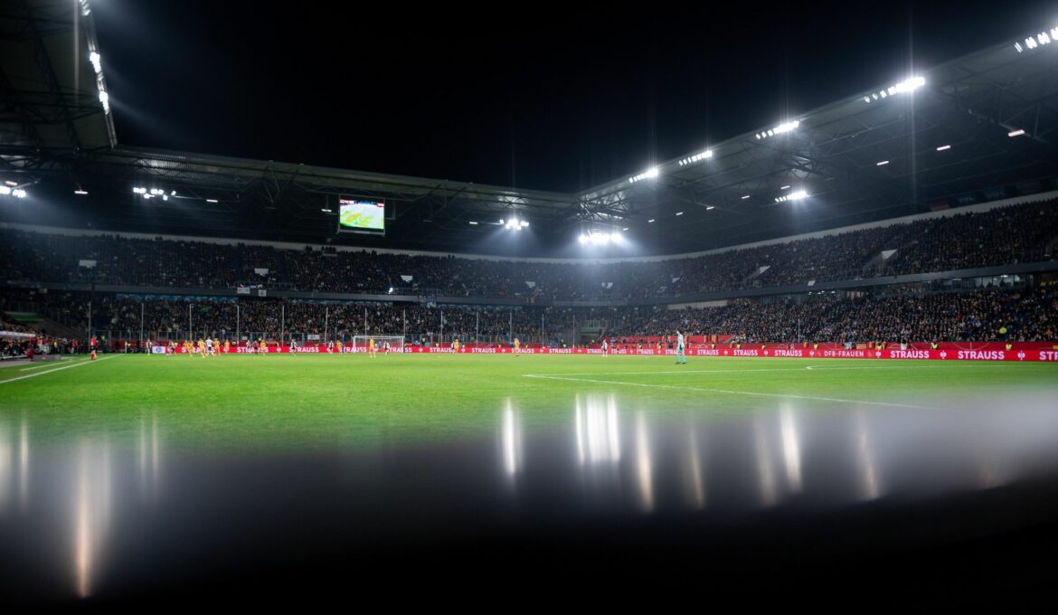 Frauenfußball-WM 2027: Duisburg steigt aus