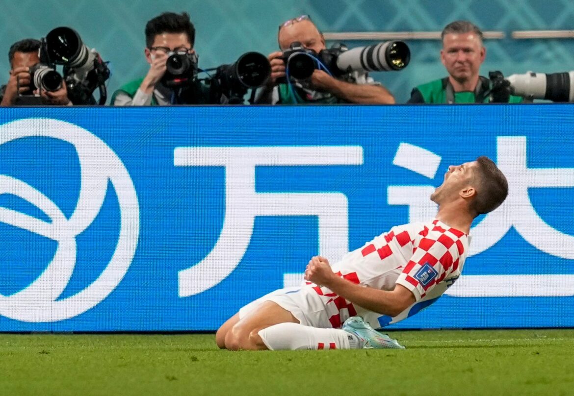 Dank Kramaric: Kroatien holt wichtigen Sieg