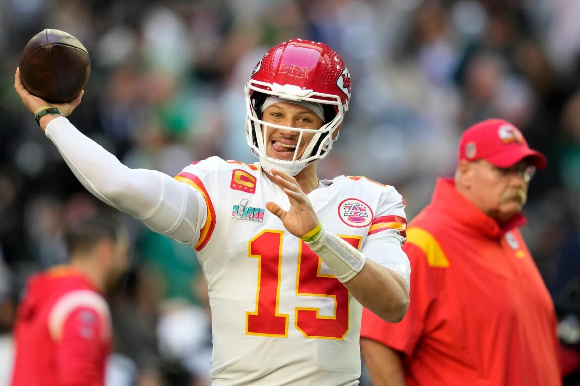 NFL: Chiefs garantieren Quarterback Mahomes 210 Millionen