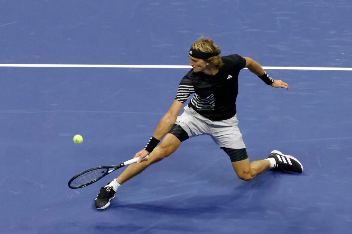 Zverev müht sich ins Viertelfinale von Chengdu