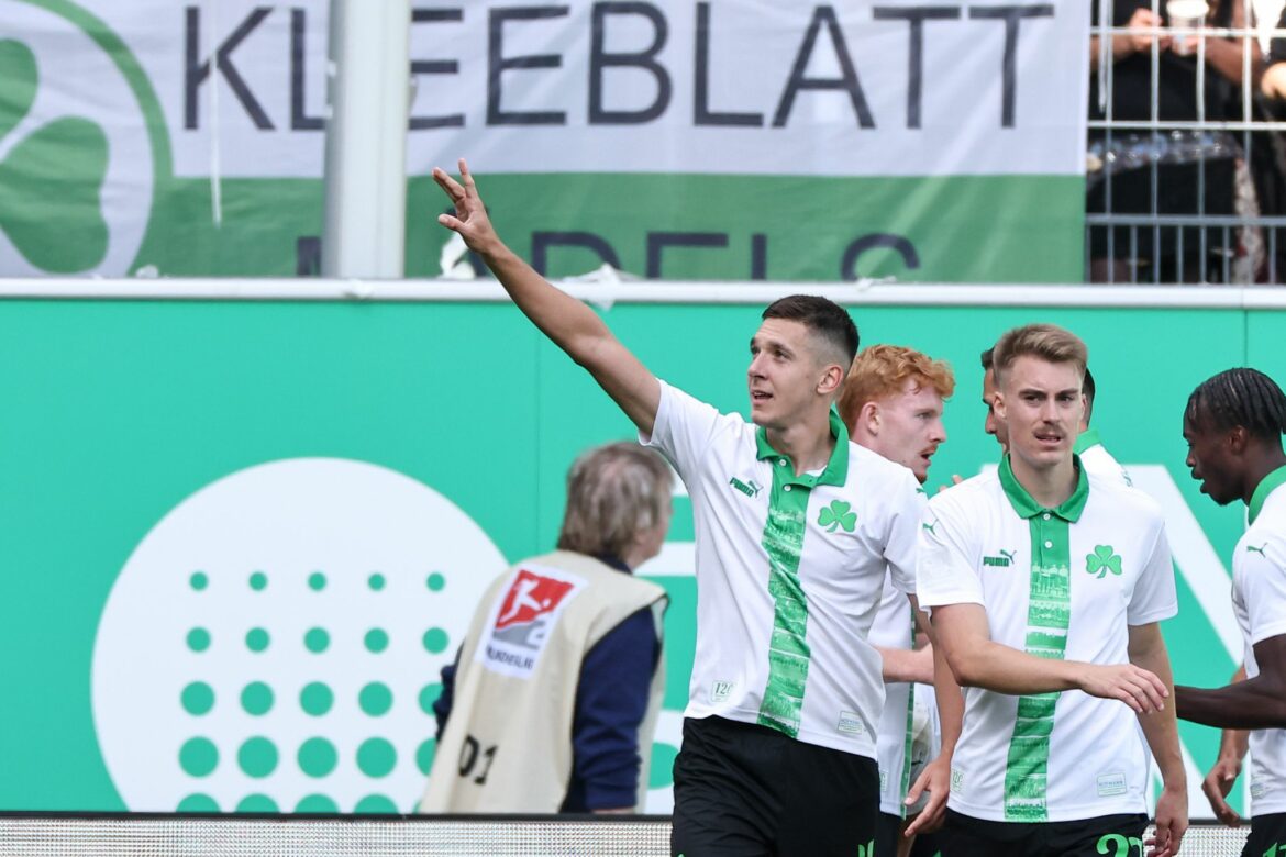 Fürth gewinnt Torspektakel gegen Karlsruhe