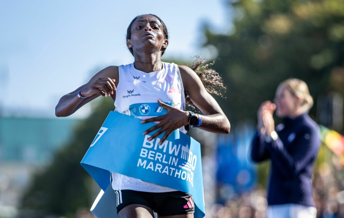 Äthiopierin Assefa stürmt zu Marathon-Weltrekord in Berlin