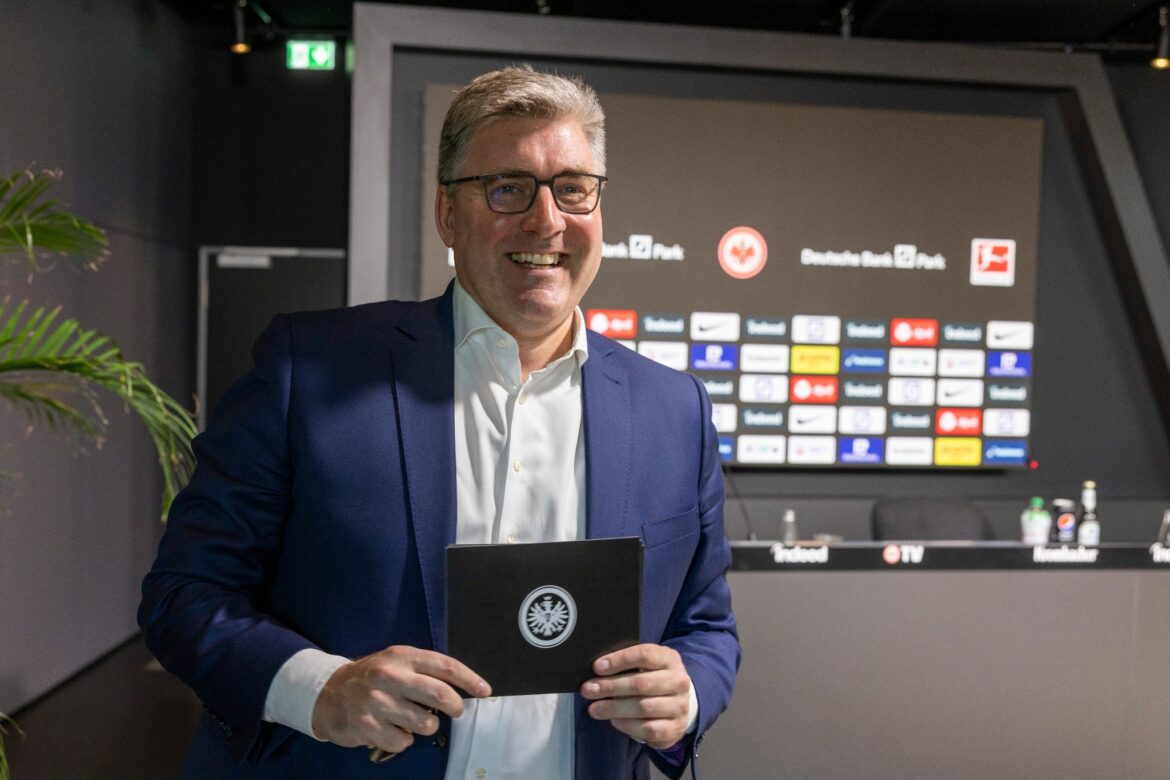 Eintracht-Chef Hellmann: Video-Beweis ist in einer Sackgasse