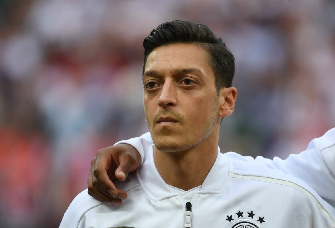Özils Vater behauptet: Mesut wird «ein Stück weit benutzt»