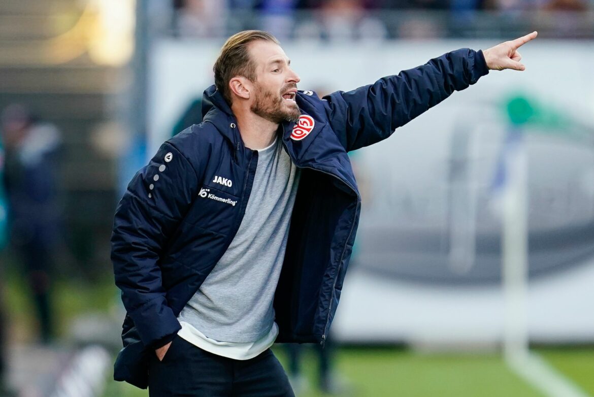 Mainz 05 setzt vorerst weiter auf Trainer Siewert