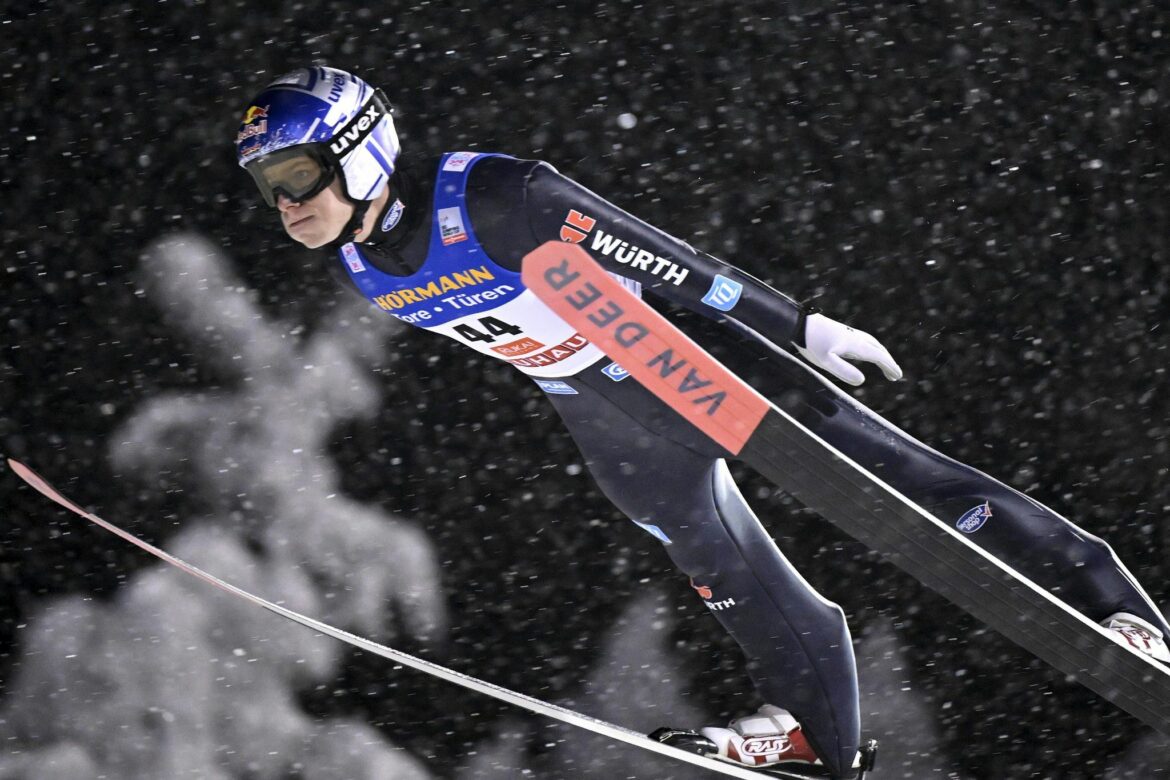 Skispringer sammeln Podiumsplätze, Kraft in eigener Liga