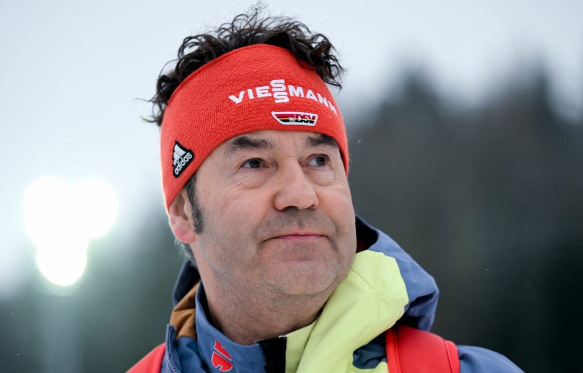 Aufbruch ohne Trainer: Was bei den Skispringerinnen los ist