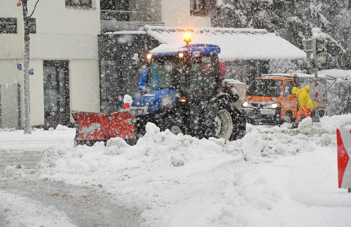 Auch in Österreich fallen Spiele wegen Schnee aus