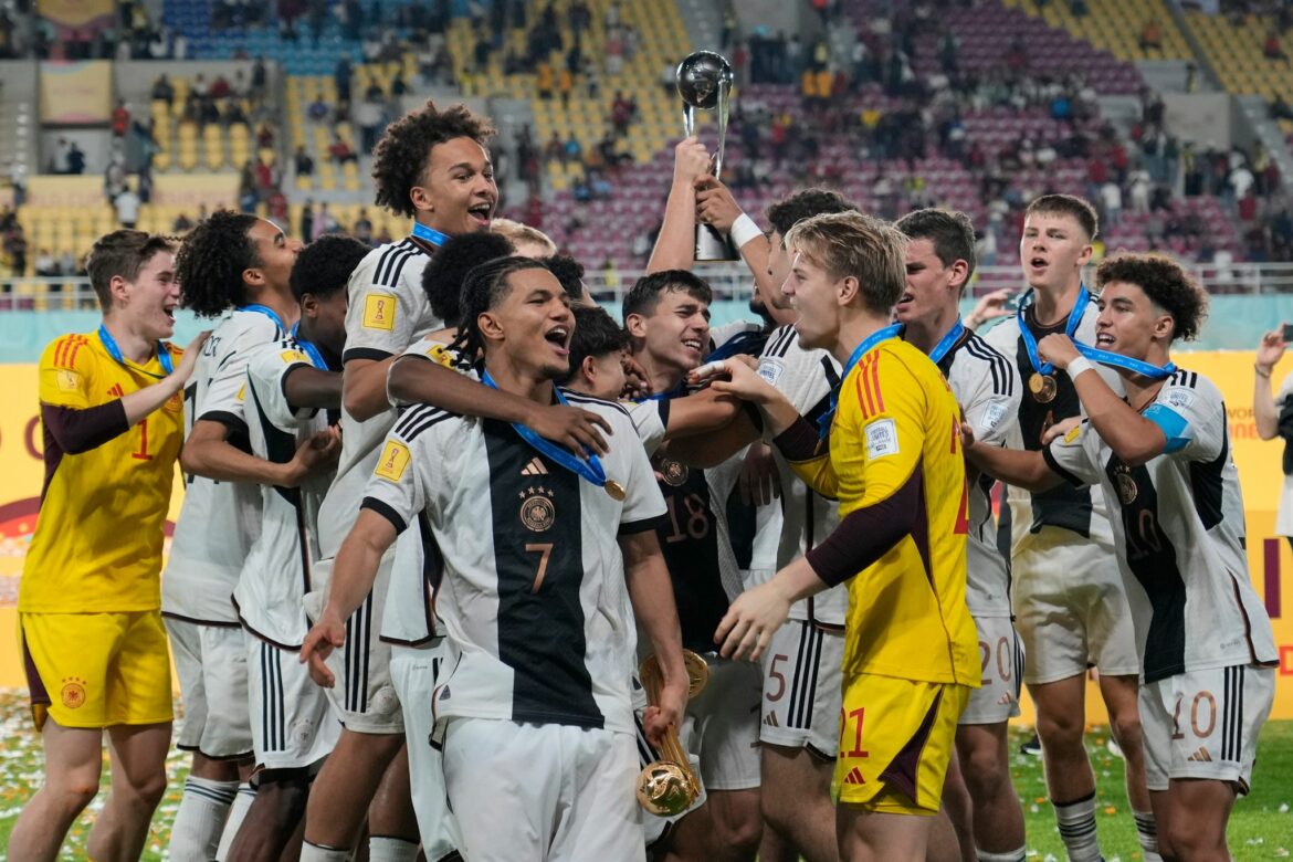 So können die U17-Weltmeister Hoffnungsträger werden