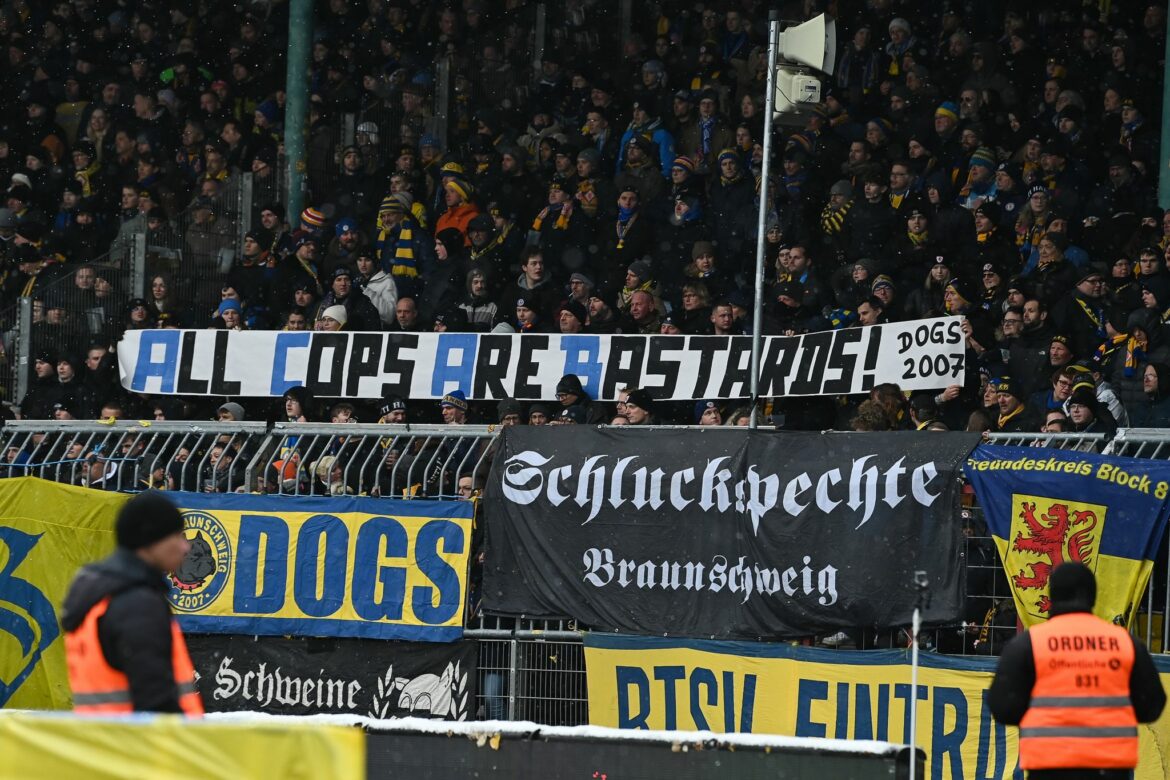 Braunschweig distanziert sich von Fanplakat im Stadion