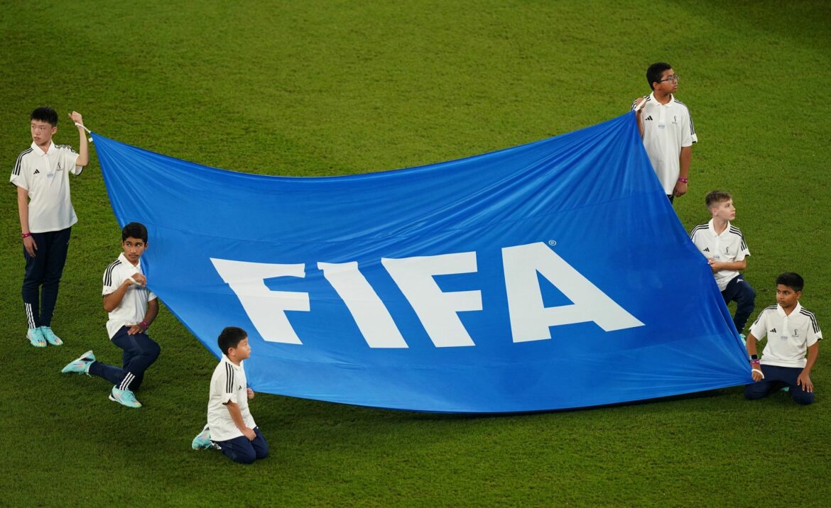 FIFA zahlt über zwei Milliarden Euro für globale Förderung