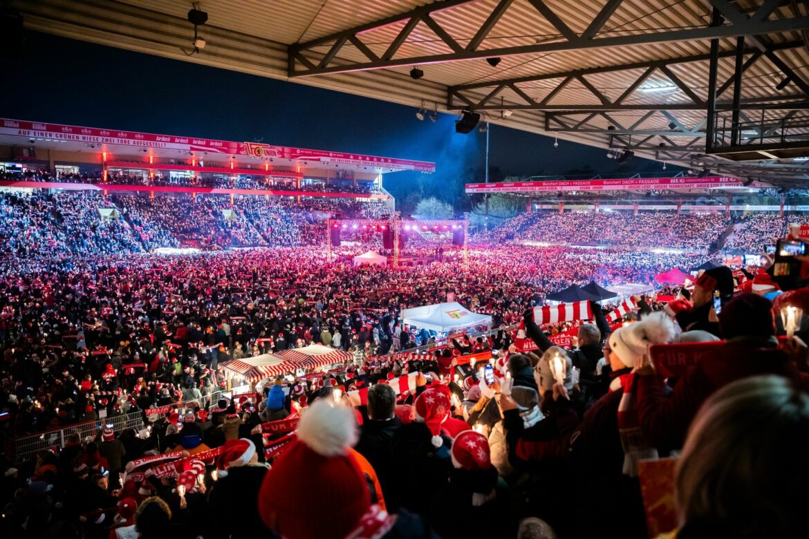28.500 Union-Fans stimmen sich auf Weihnachten ein