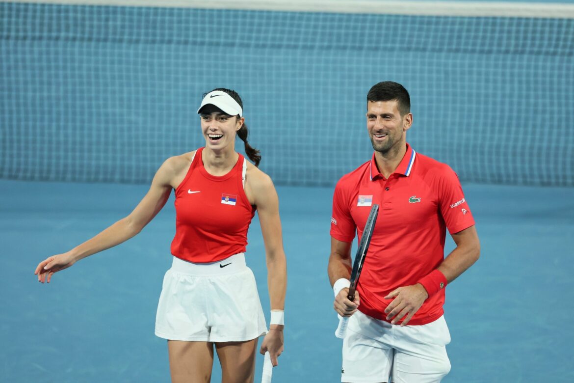 Djokovic feiert Team-Sieg mit Silvesterparty auf dem Platz