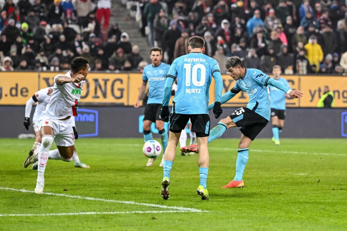 Leverkusen jubelt spät: Palacios trifft zum Sieg in Augsburg