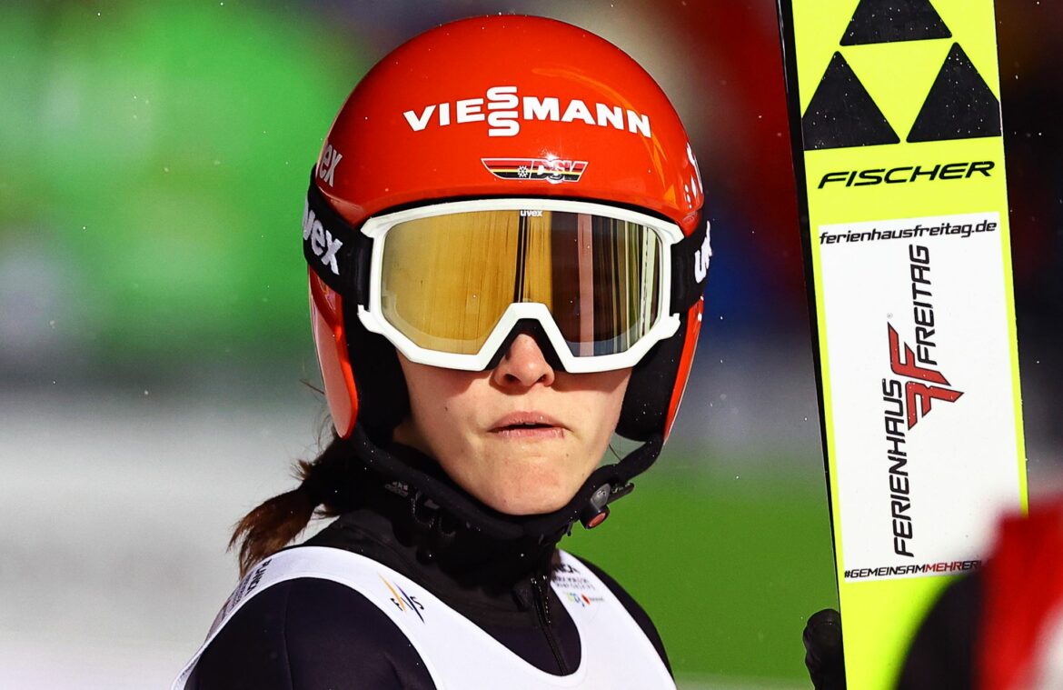 Skispringerinnen im Superteam-Wettbewerb abgehängt