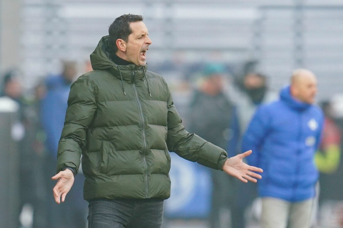 Eintracht-Coach schimpft über «Wahnsinns-Fehlpass»