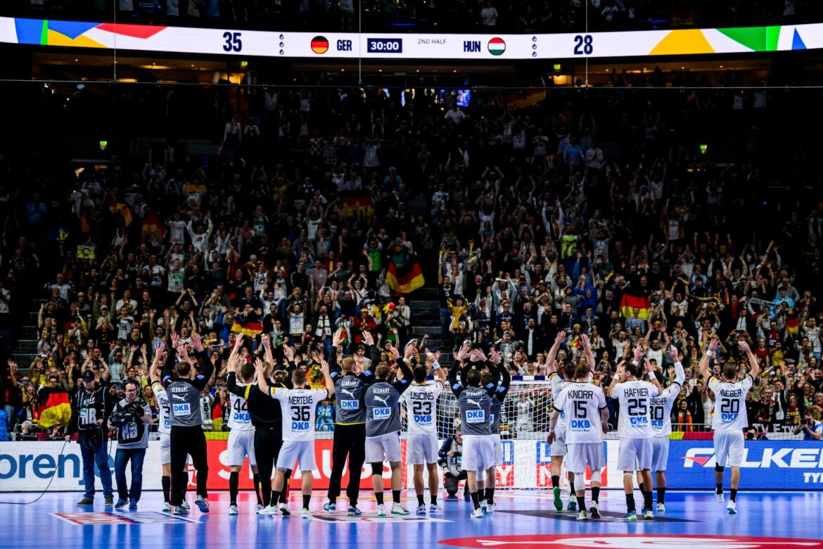 EM-Halbfinale winkt: Handballer im Stimmungshoch
