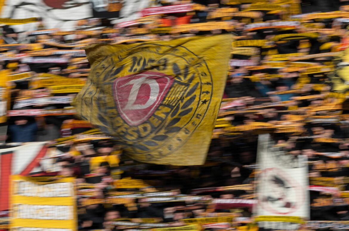 Geschlechter-Banner: DFB ermittelt gegen Dynamo Dresden