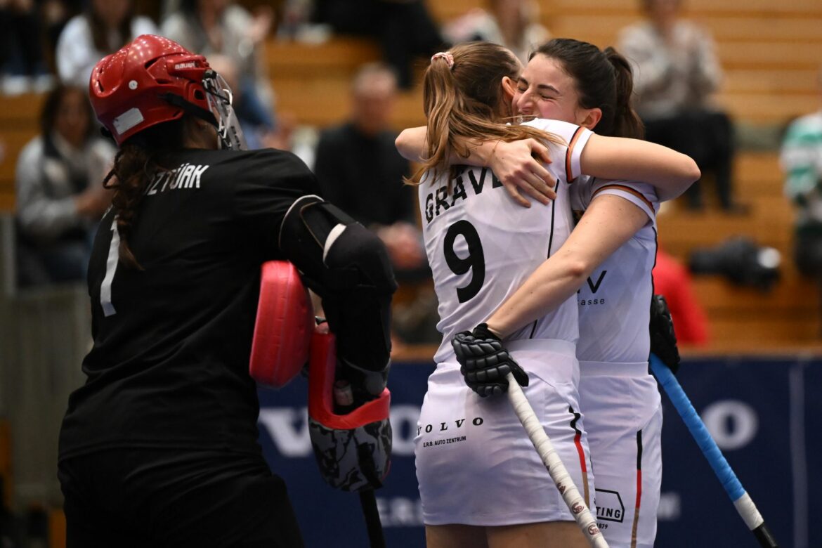 Auftaktsiege für deutsche Hockey-Damen bei Heim-Turnier