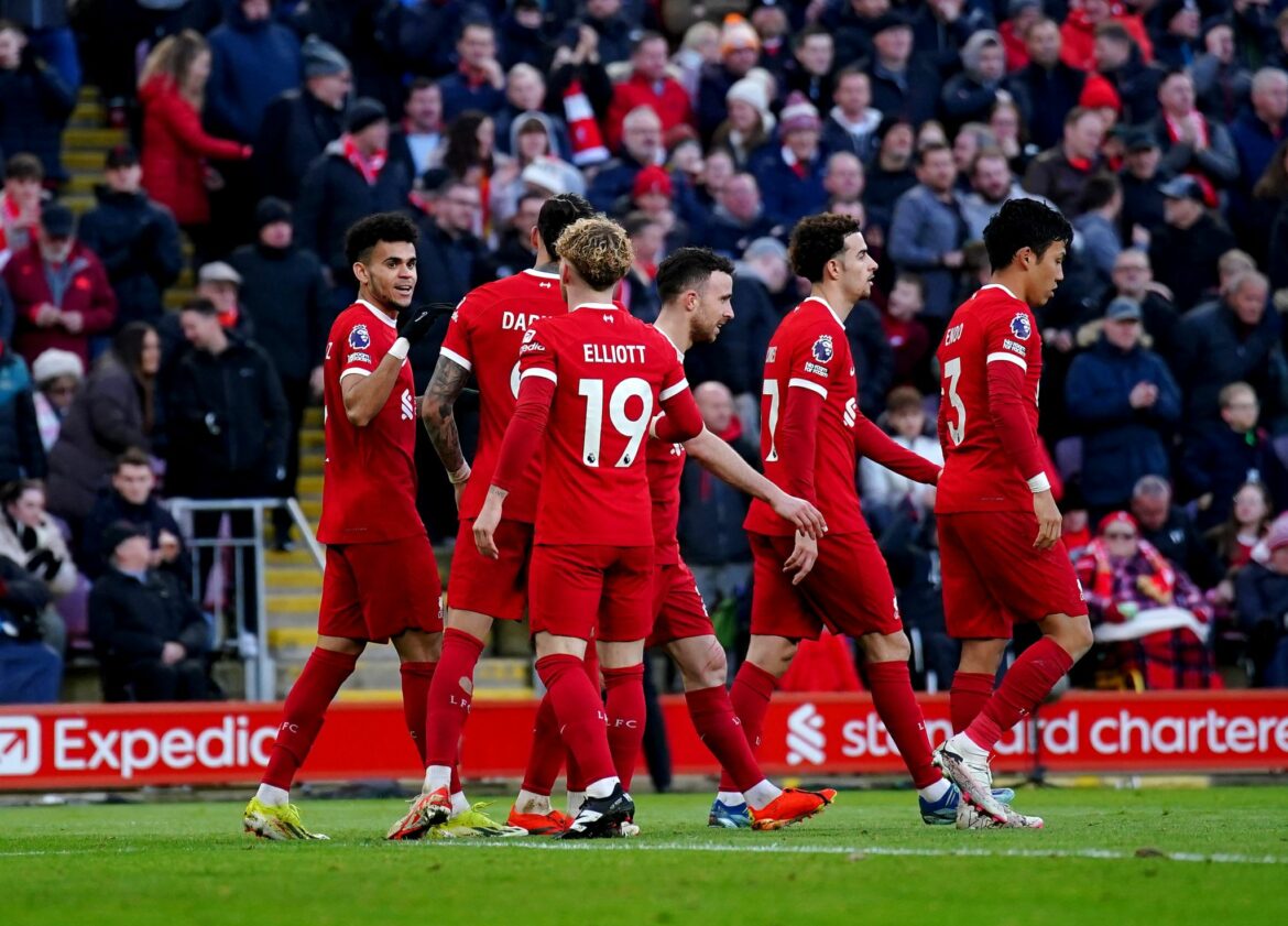 Mit viel Mühe: Liverpool bleibt im Titelrennen vor Man City
