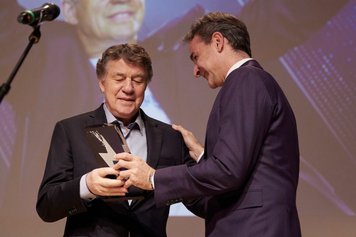 Otto Rehhagel erhält in Athen Auszeichnung für Lebenswerk