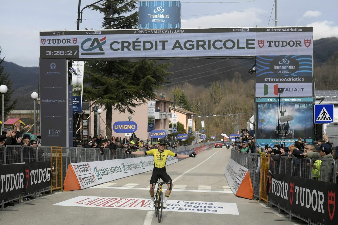 Tour-Sieger Vingegaard dominiert bei Tirreno-Adriatico